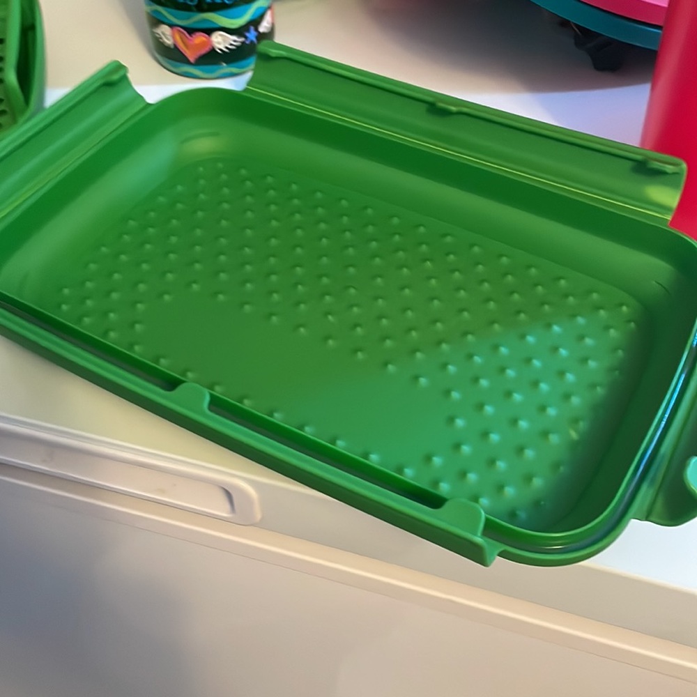 Tupperware container green - Picture 4 of 5